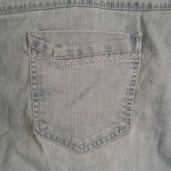 Gloria Vanderbilt Plus Size 24w Shorts Skimmer Bermuda Denim Light Wash Jeans - Picture 7 of 7